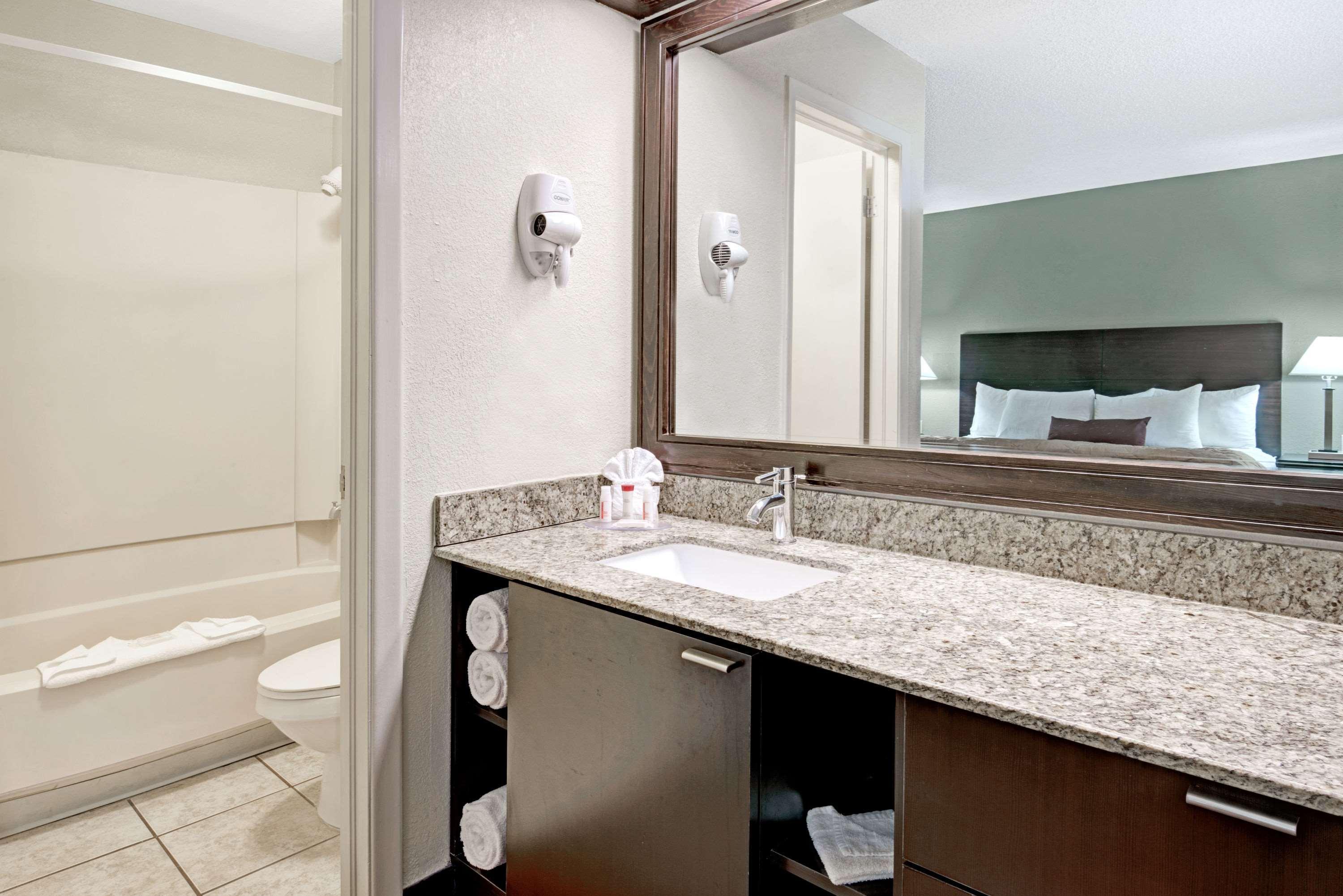 Ramada By Wyndham El Paso Ξενοδοχείο Εξωτερικό φωτογραφία